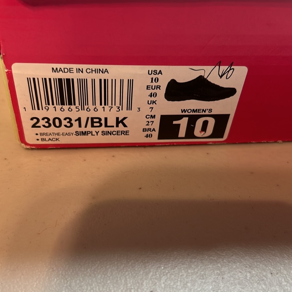 Skechers simply sincere size 10 black - Picture 8 of 8